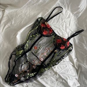Floral Bustier  🌹 *never worn*